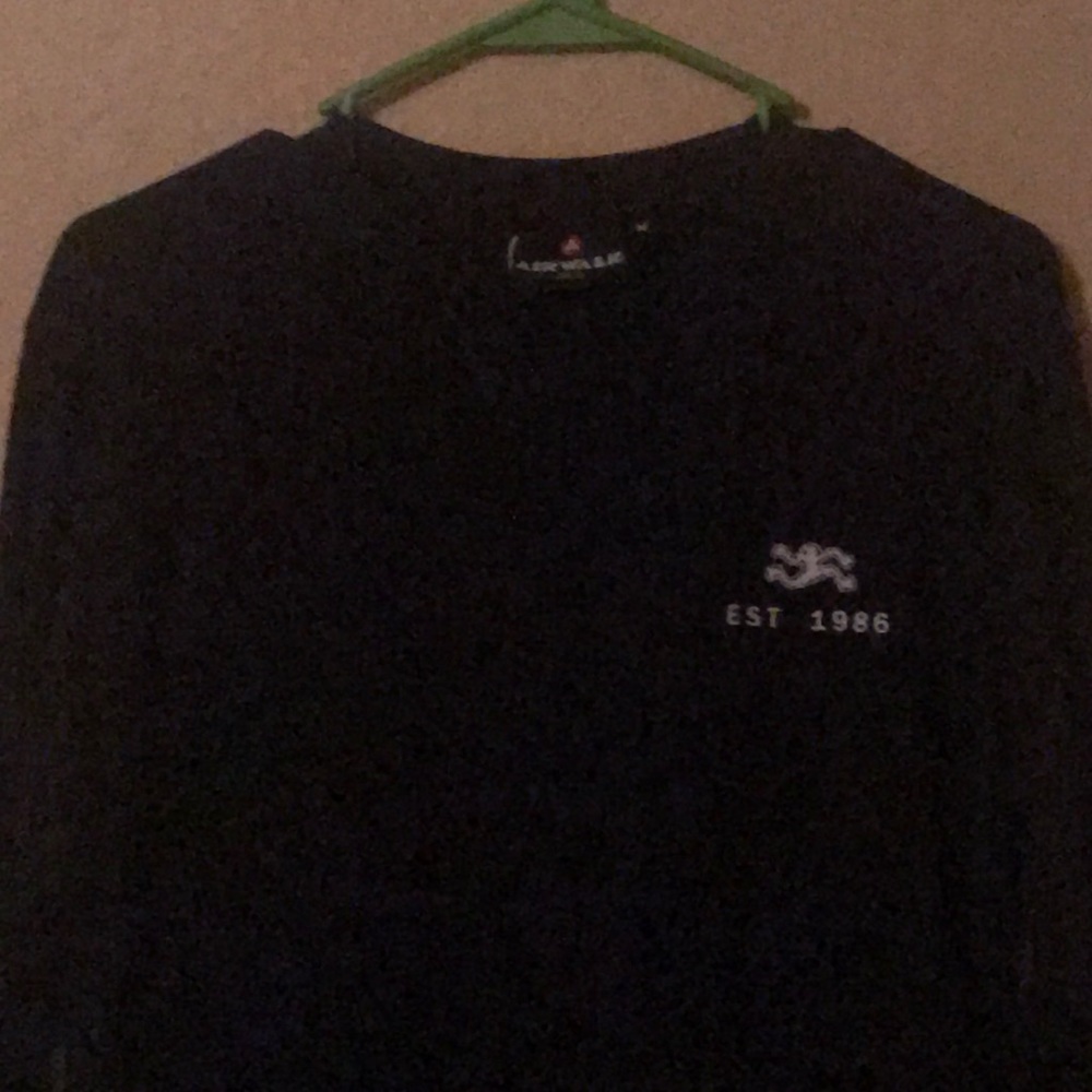“ AirWalk shirt